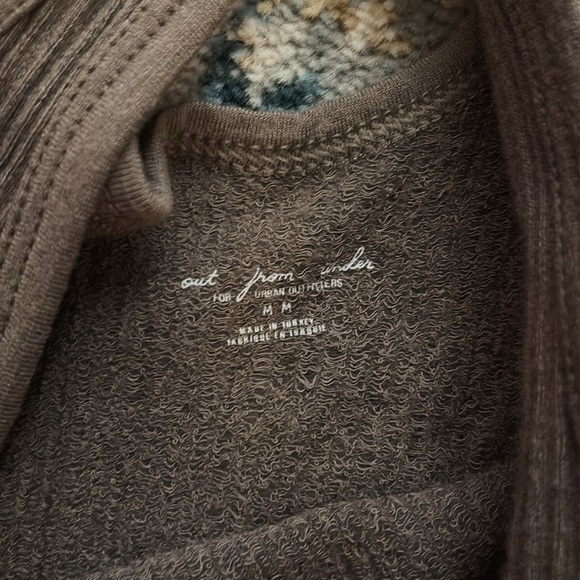 Urban Outfitters Cropped Tank Top - Picture 3 of 4